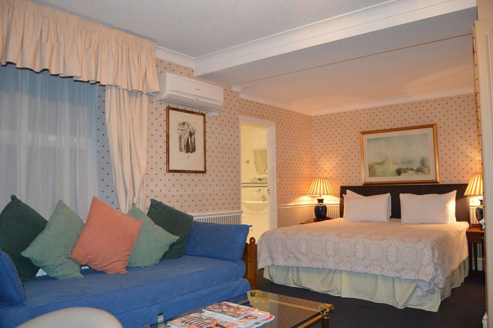 Holiday Villa Hotel 3* Londra