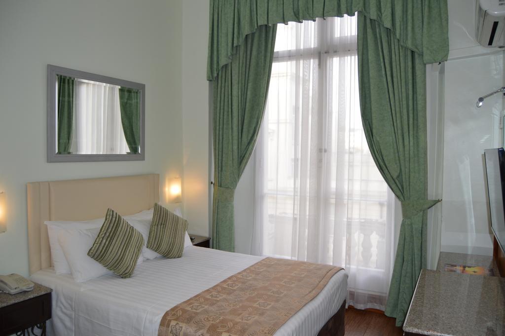 Holiday Villa Hotel Londra